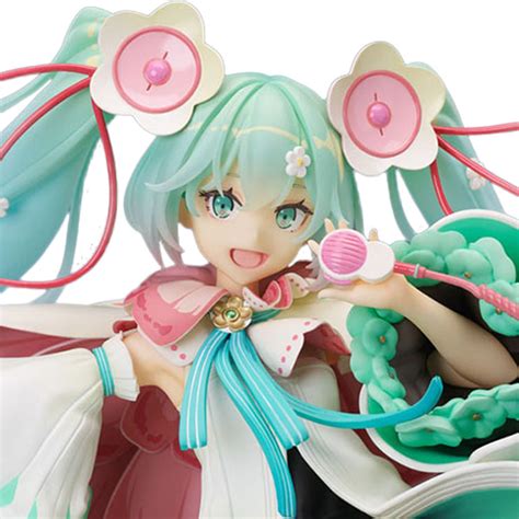 An Inside Look at the Magical Mirai 2021 Figure Exhibition